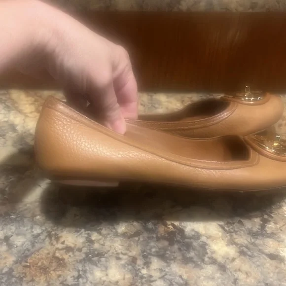 Tory Burch Leather Flats!!! - Picture 3 of 16